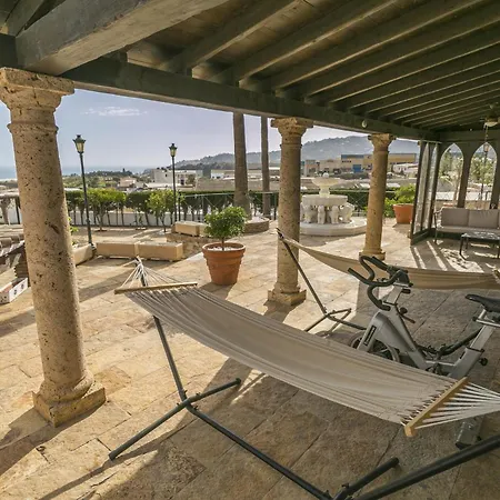Villa Canovas - Leones Nerja